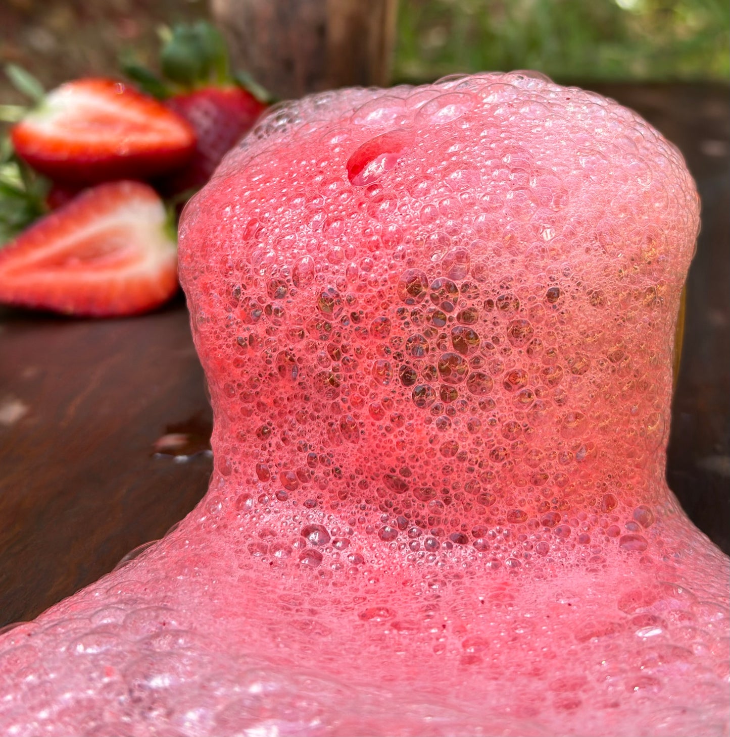 FizzOFoam®️-Red-Strawberry