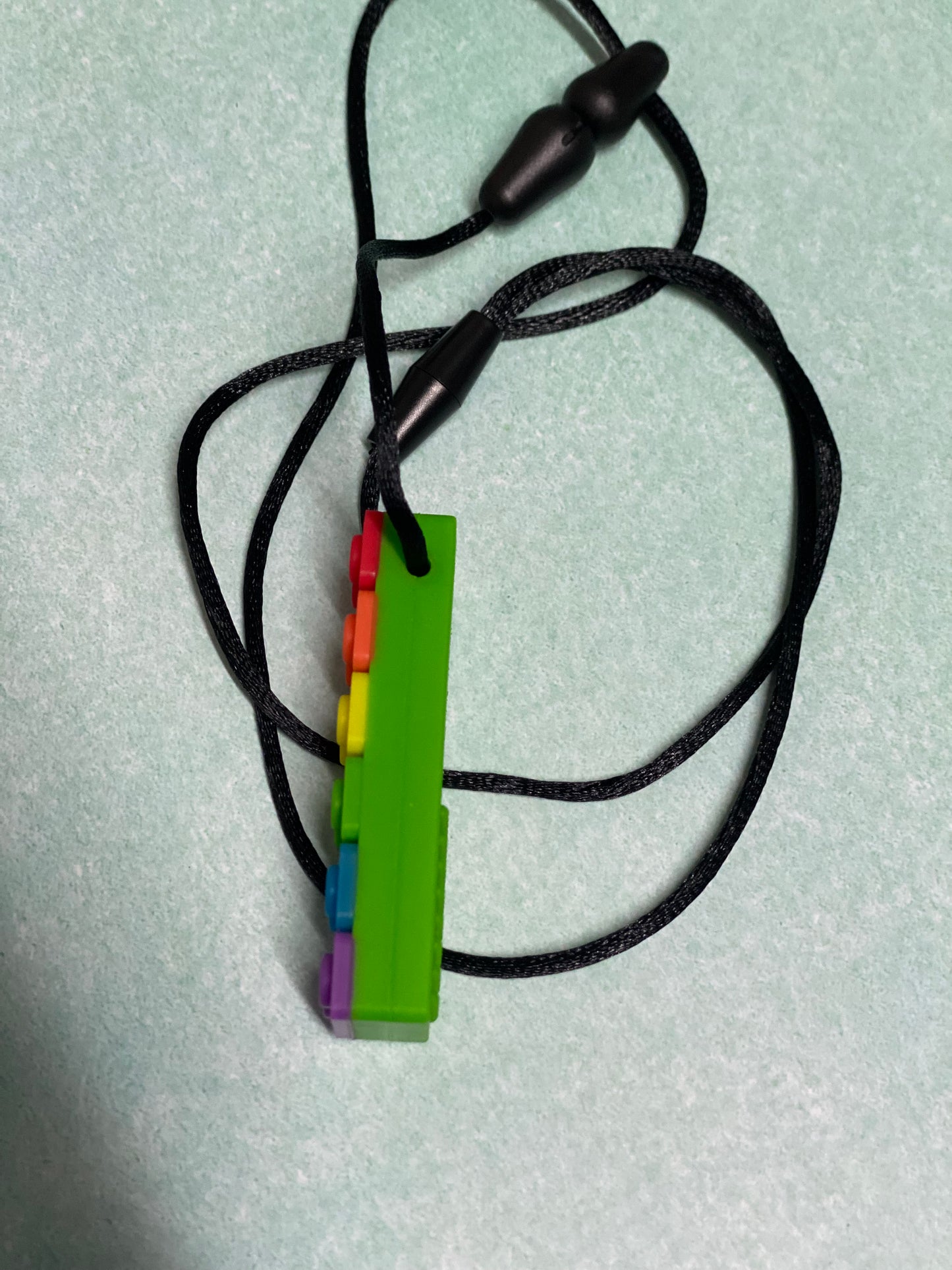 Chew Necklaces - Brick