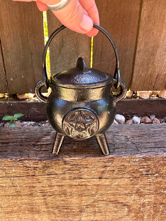 Cast Iron Cauldrons